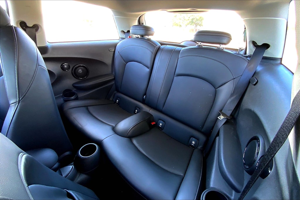 Thumbnail: 2019 MINI Cooper - 12