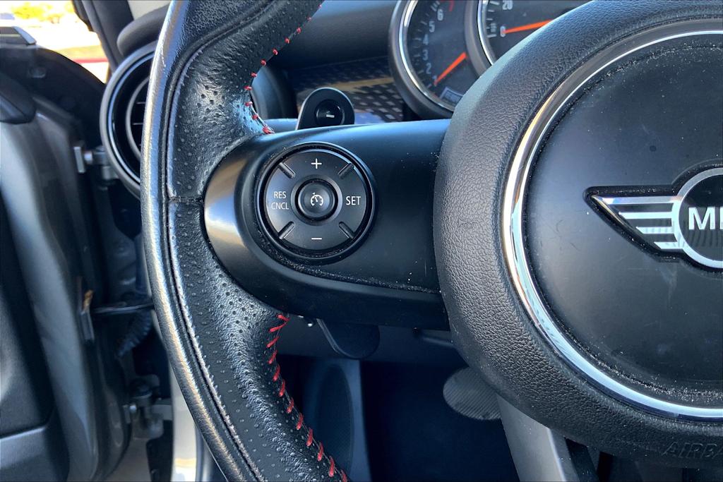 Thumbnail: 2019 MINI Cooper - 24