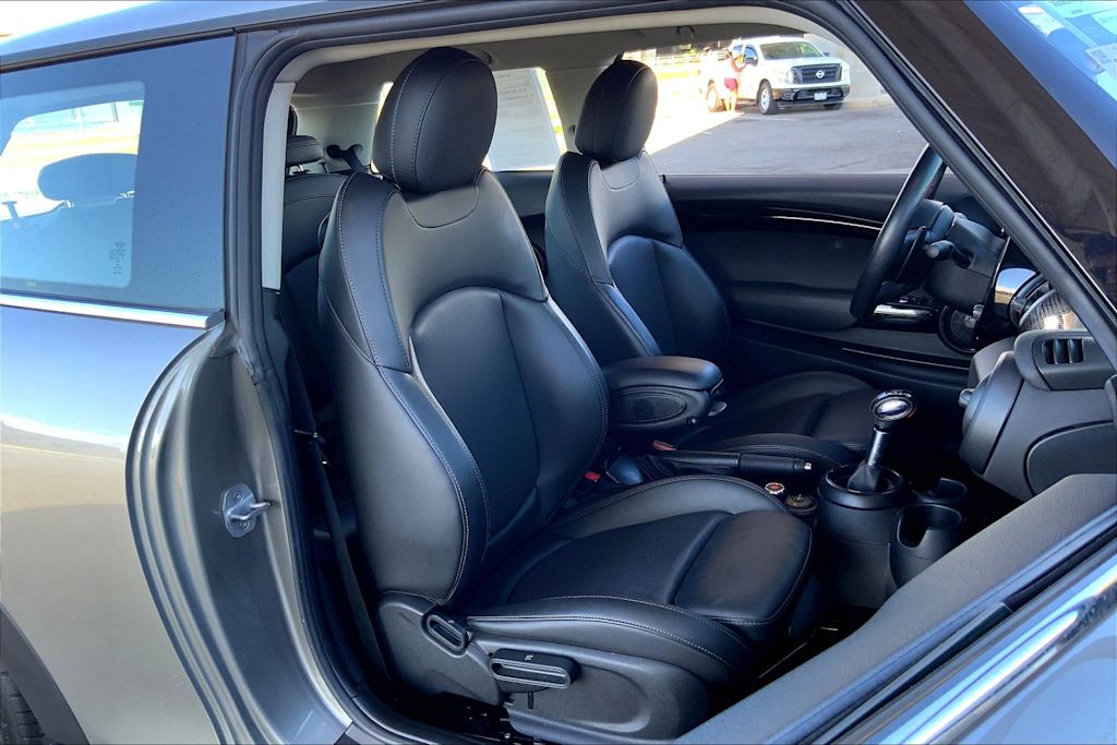 Thumbnail: 2019 MINI Cooper - 11
