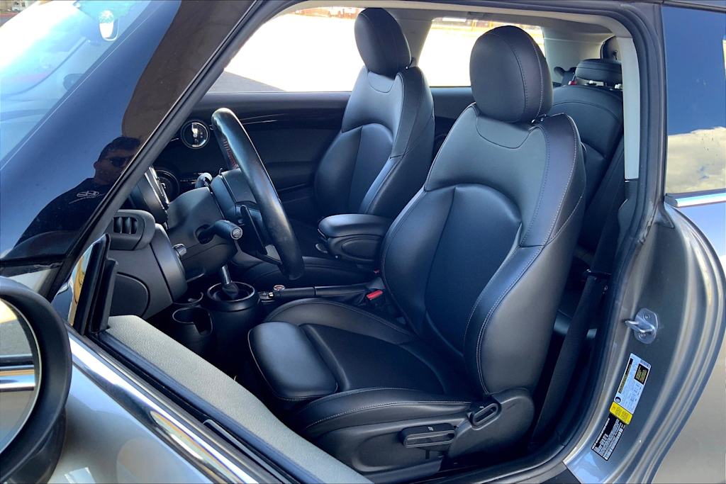 Thumbnail: 2019 MINI Cooper - 10