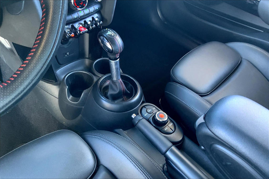 Thumbnail: 2019 MINI Cooper - 16