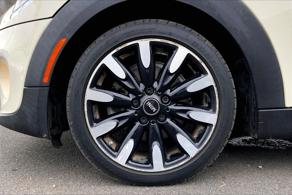 Thumbnail: 2017 MINI Cooper - 8