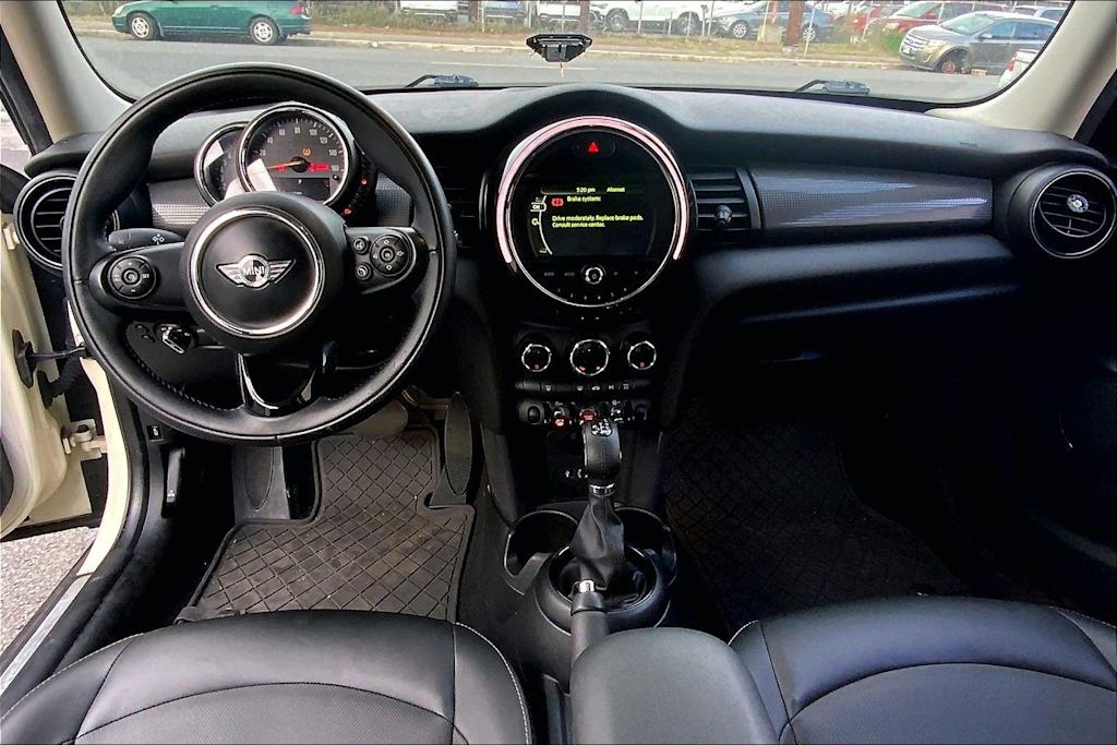 Thumbnail: 2017 MINI Cooper - 9