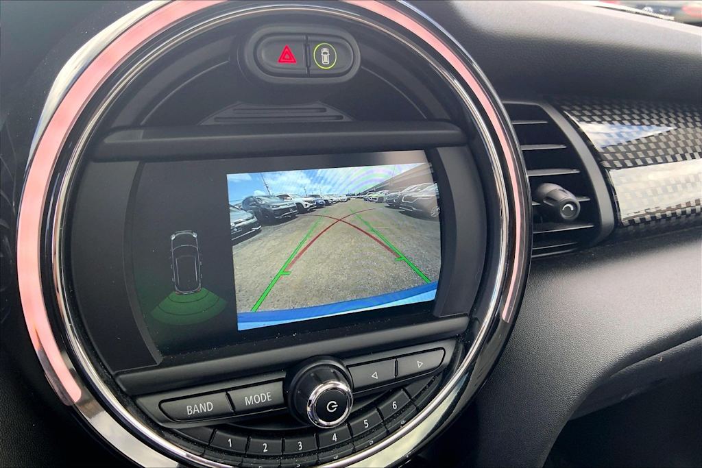 Thumbnail: 2019 MINI Cooper - 16