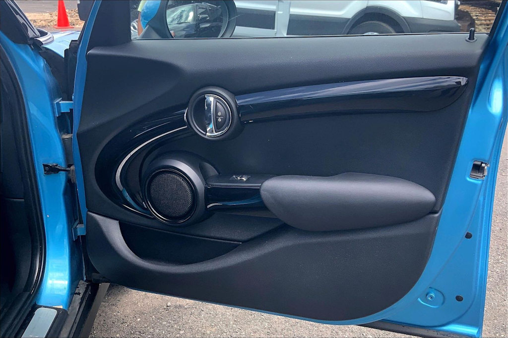 Thumbnail: 2019 MINI Cooper - 28