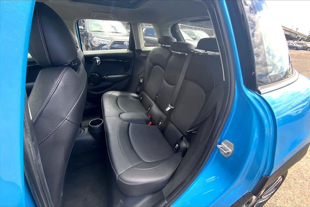 Thumbnail: 2019 MINI Cooper - 29