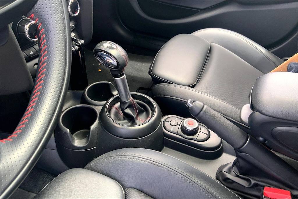 Thumbnail: 2019 MINI Cooper - 17