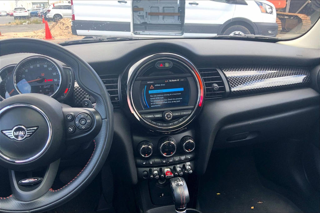 Thumbnail: 2019 MINI Cooper - 15