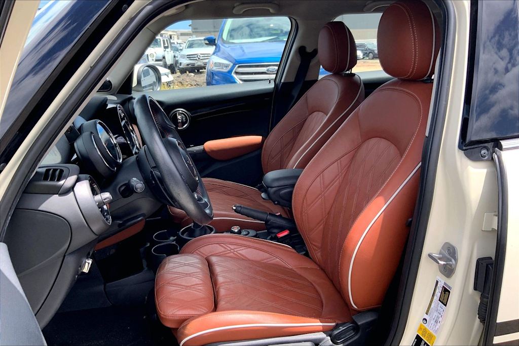 Thumbnail: 2021 MINI Cooper - 11