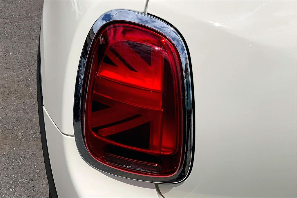 Thumbnail: 2021 MINI Cooper - 32