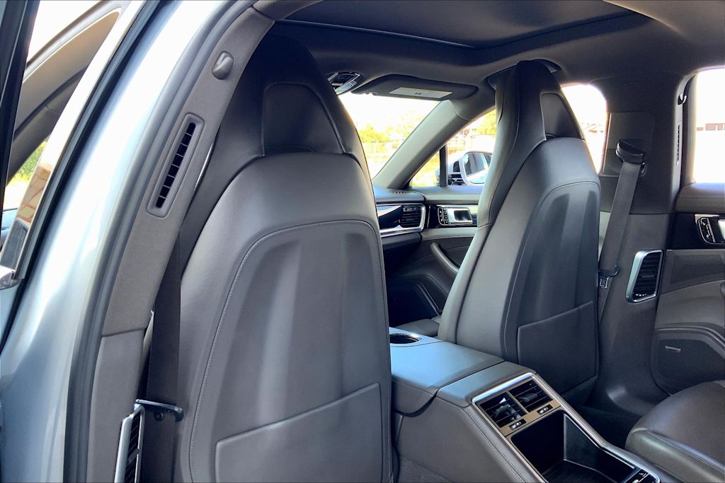 Thumbnail: 2018 Porsche Panamera - 11
