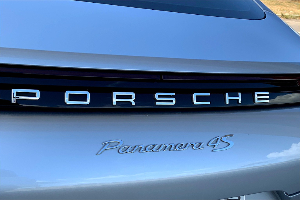 Thumbnail: 2018 Porsche Panamera - 7