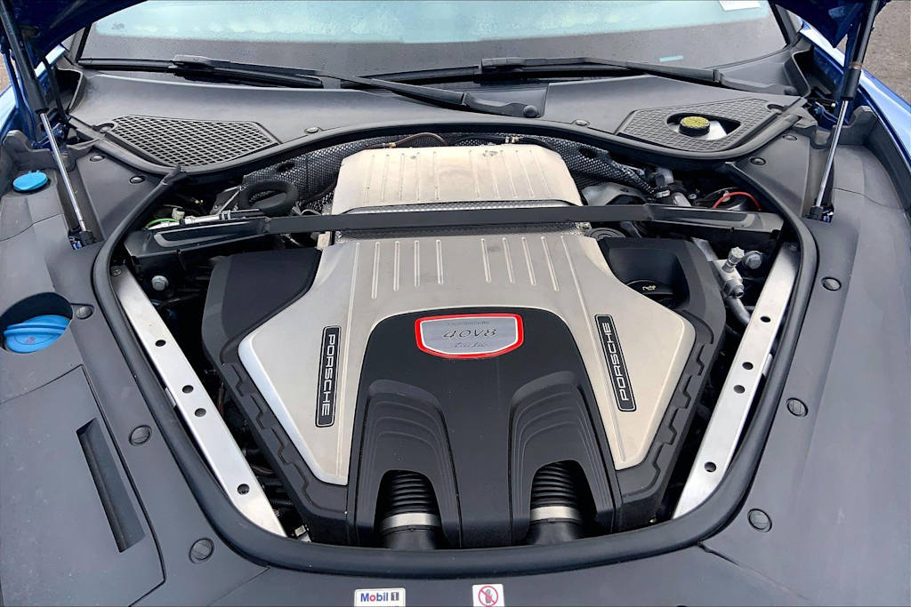 Thumbnail: 2017 Porsche Panamera - 9
