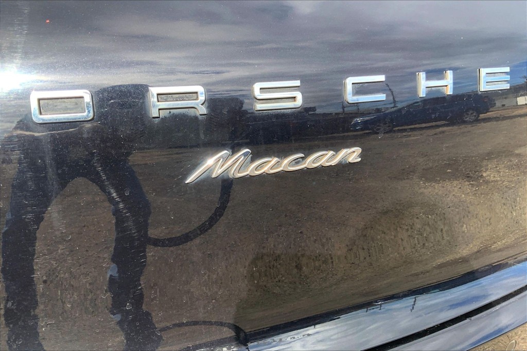 Thumbnail: 2018 Porsche Macan - 7