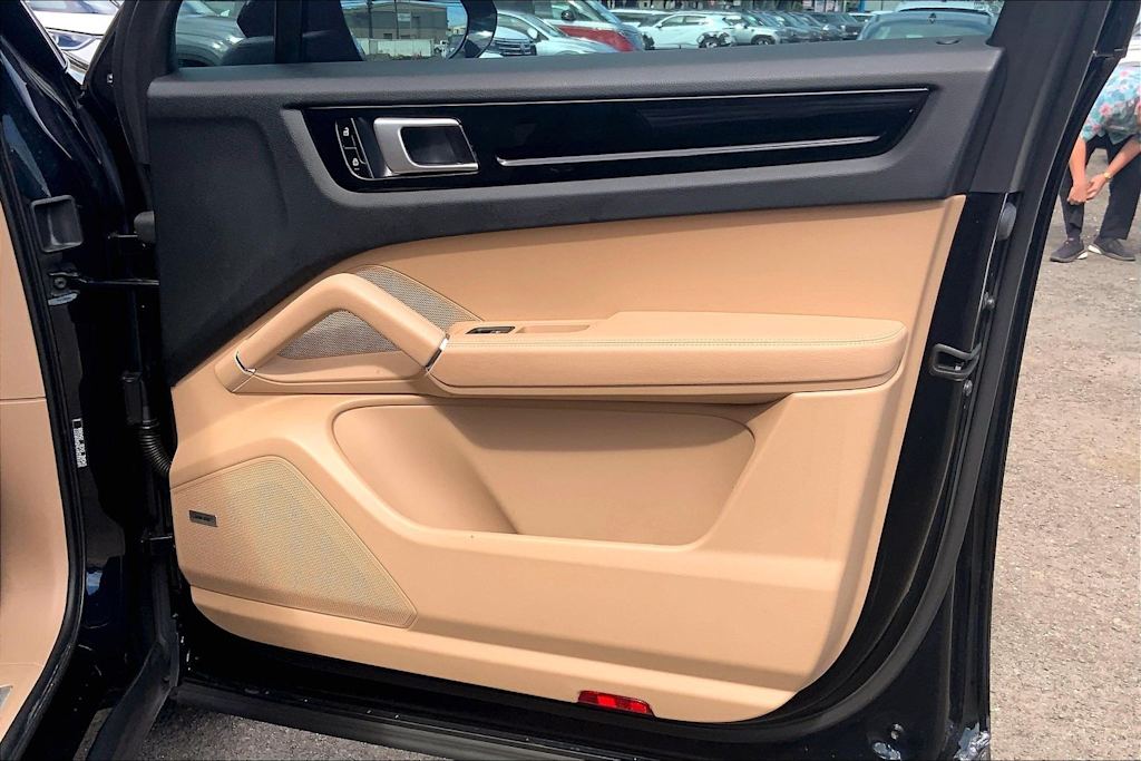Thumbnail: 2019 Porsche Cayenne - 28