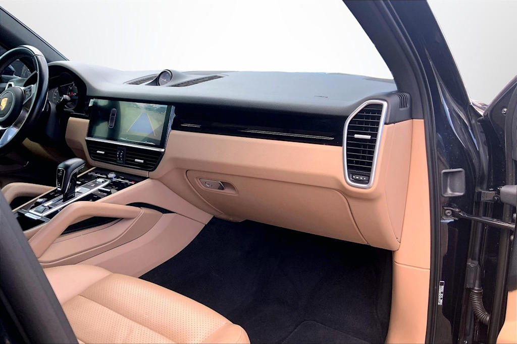 Thumbnail: 2019 Porsche Cayenne - 15