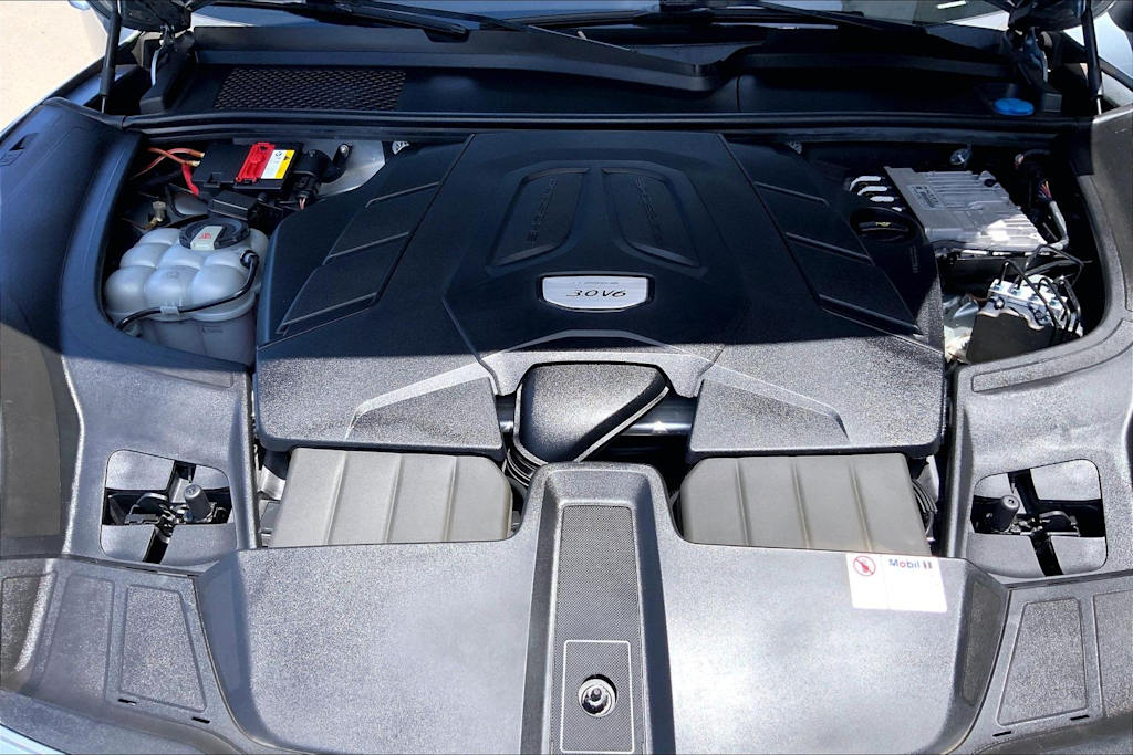Thumbnail: 2020 Porsche Cayenne - 9