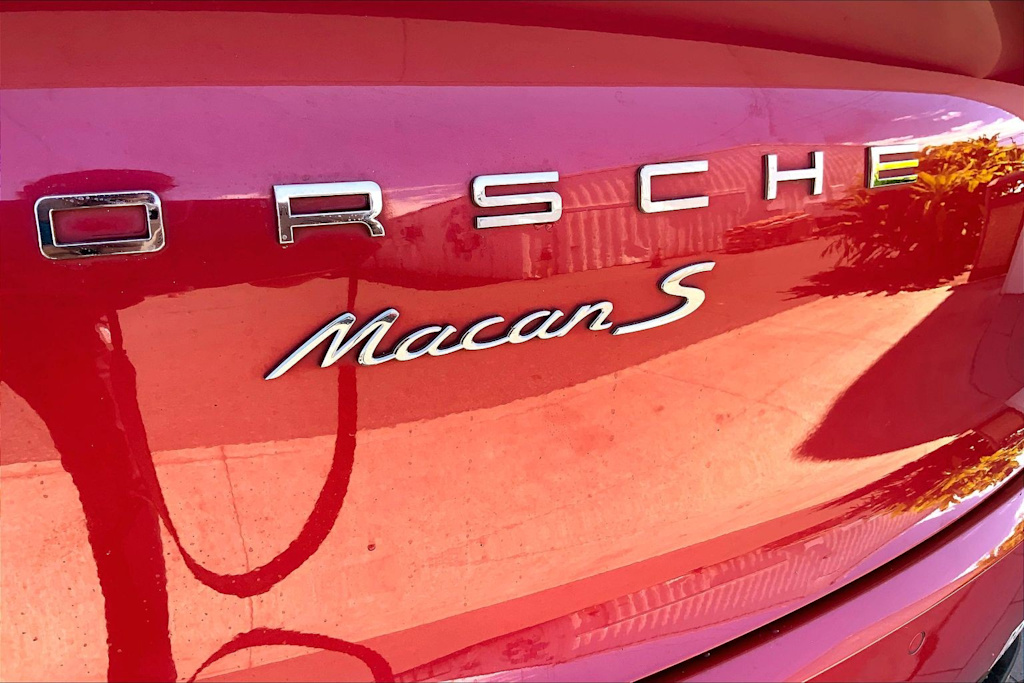 Thumbnail: 2015 Porsche Macan - 7