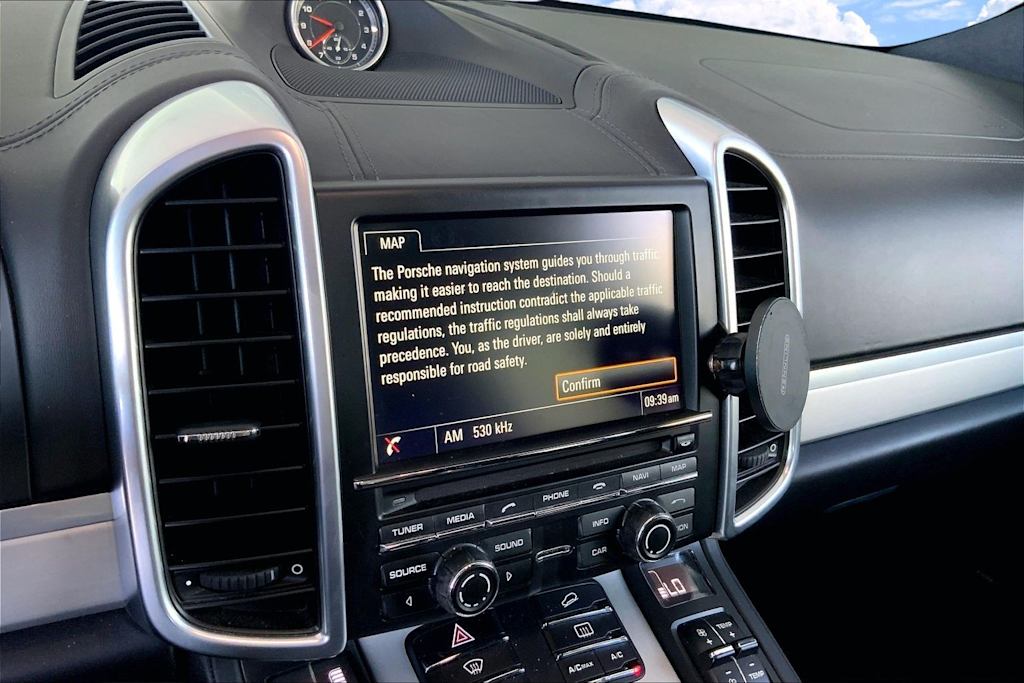 Thumbnail: 2016 Porsche Cayenne - 26