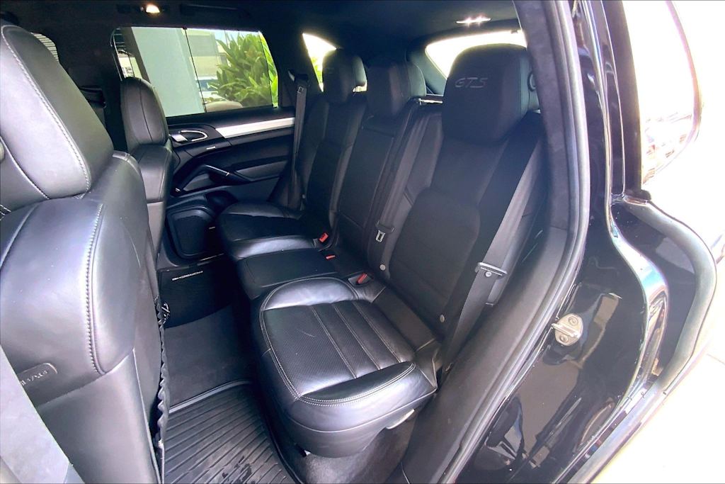 Thumbnail: 2016 Porsche Cayenne - 29