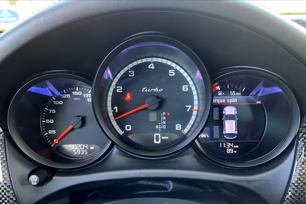 Thumbnail: 2015 Porsche Macan - 17