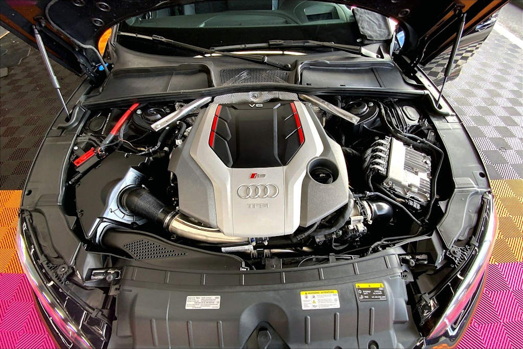 Thumbnail: 2024 Audi RS 5 - 8