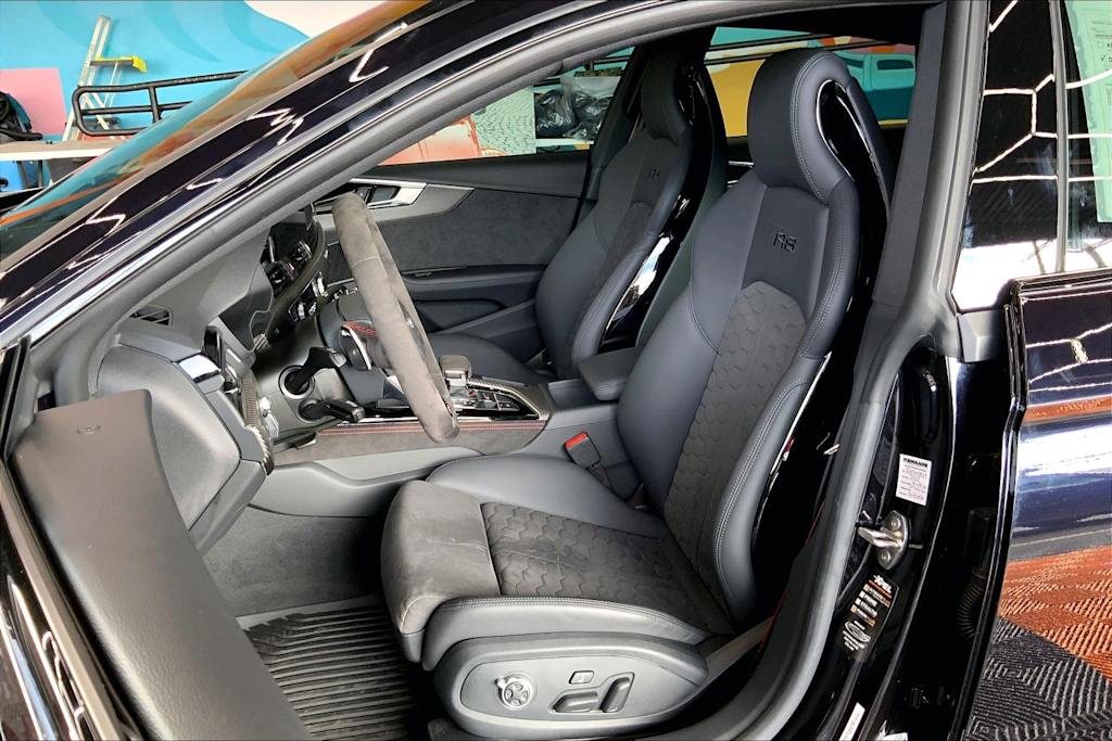 Thumbnail: 2024 Audi RS 5 - 10