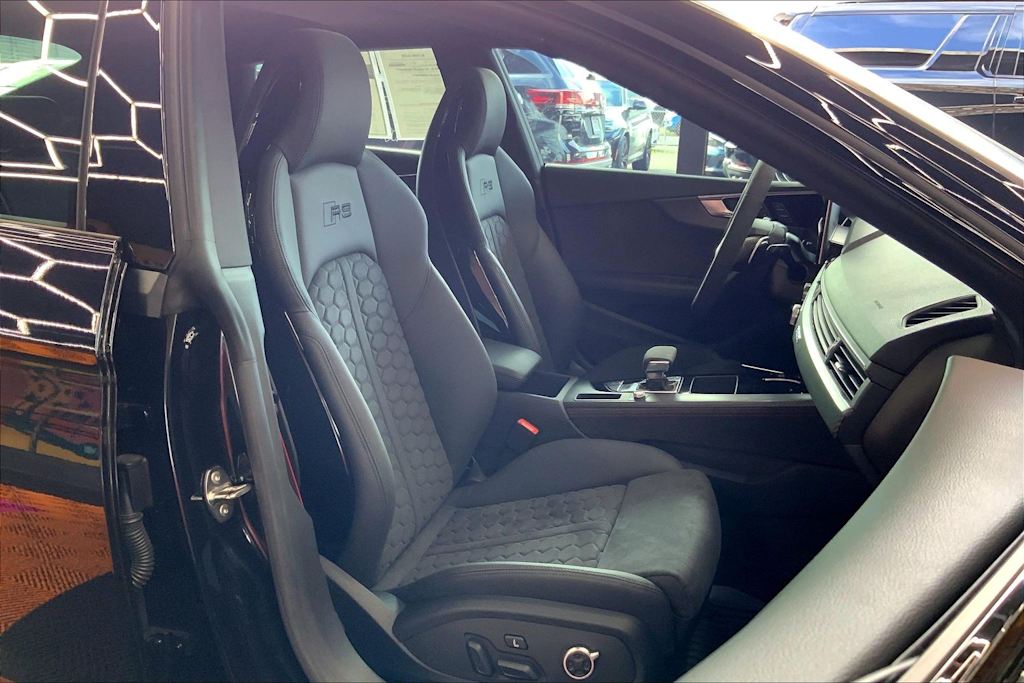 Thumbnail: 2024 Audi RS 5 - 11