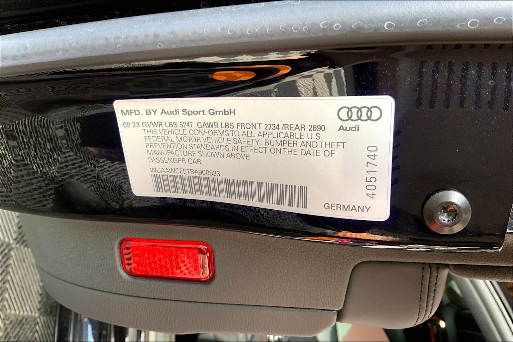 Thumbnail: 2024 Audi RS 5 - 20