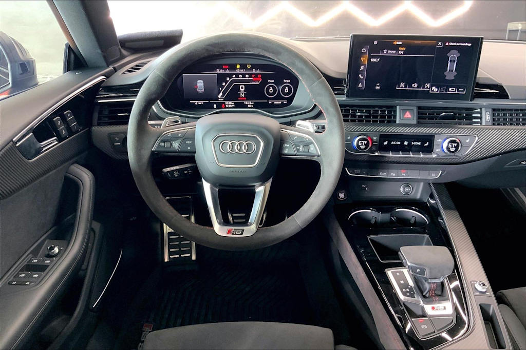 Thumbnail: 2024 Audi RS 5 - 13