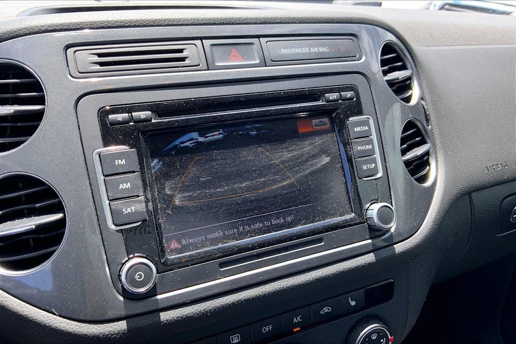 Thumbnail: 2014 Volkswagen Tiguan - 26