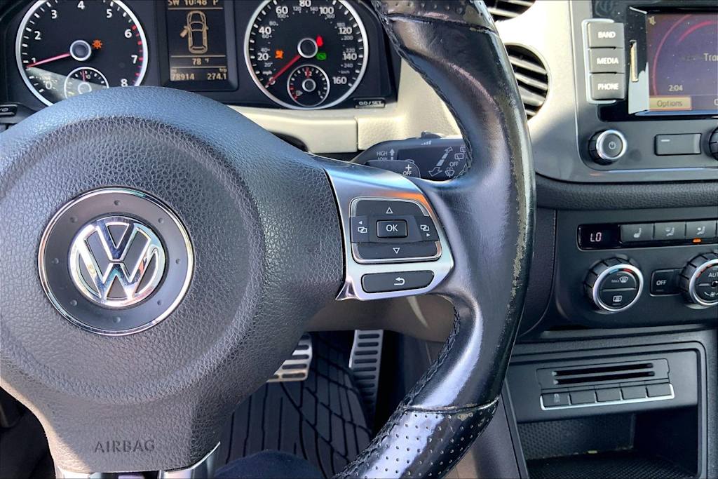 Thumbnail: 2015 Volkswagen Tiguan - 25