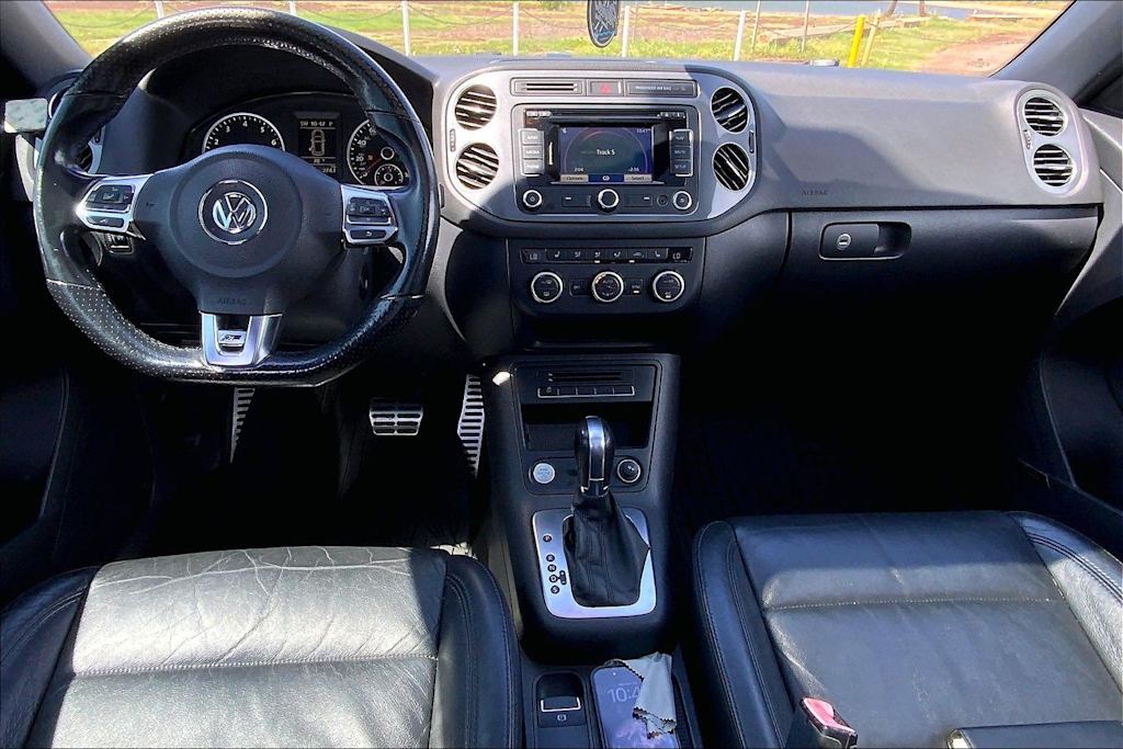 Thumbnail: 2015 Volkswagen Tiguan - 9
