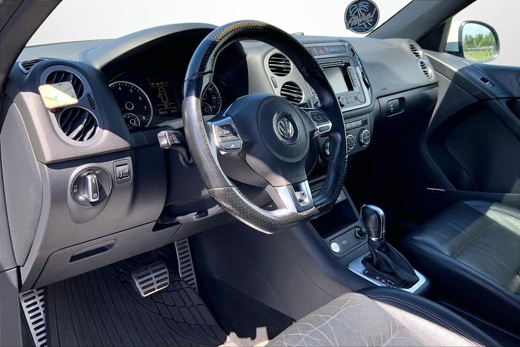 Thumbnail: 2015 Volkswagen Tiguan - 2