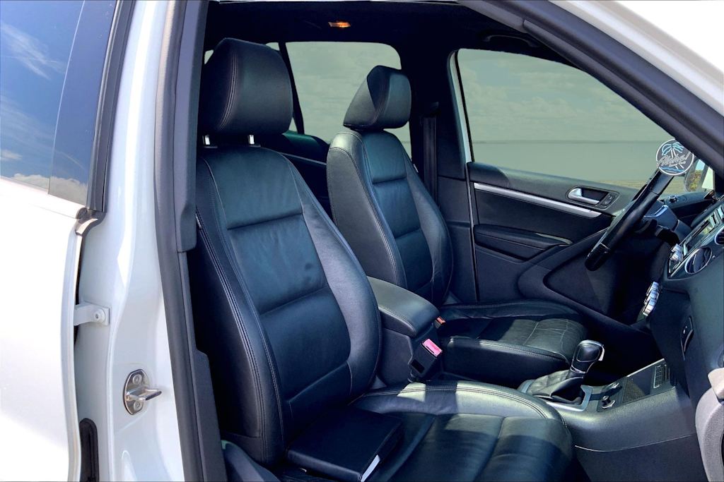 Thumbnail: 2015 Volkswagen Tiguan - 11