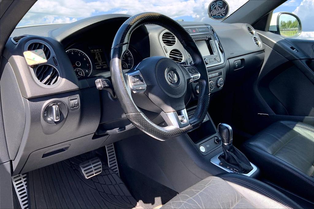 Thumbnail: 2015 Volkswagen Tiguan - 2