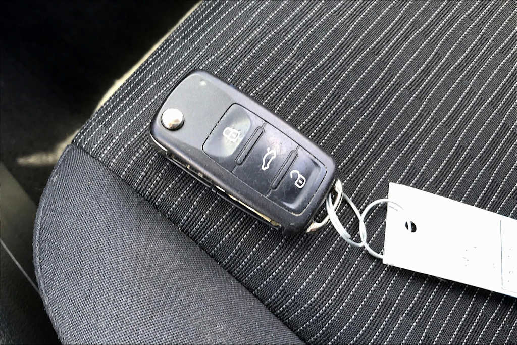 Thumbnail: 2018 Volkswagen Tiguan - 17