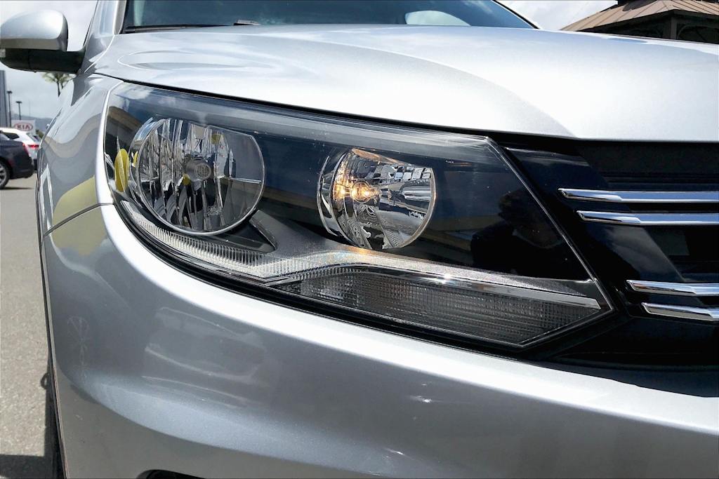 Thumbnail: 2018 Volkswagen Tiguan - 28