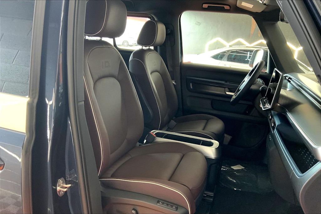 Thumbnail: 2025 Volkswagen ID.Buzz - 30