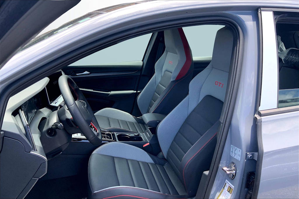Thumbnail: 2026 Volkswagen Golf - 11