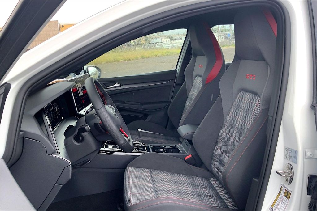 Thumbnail: 2026 Volkswagen Golf - 11