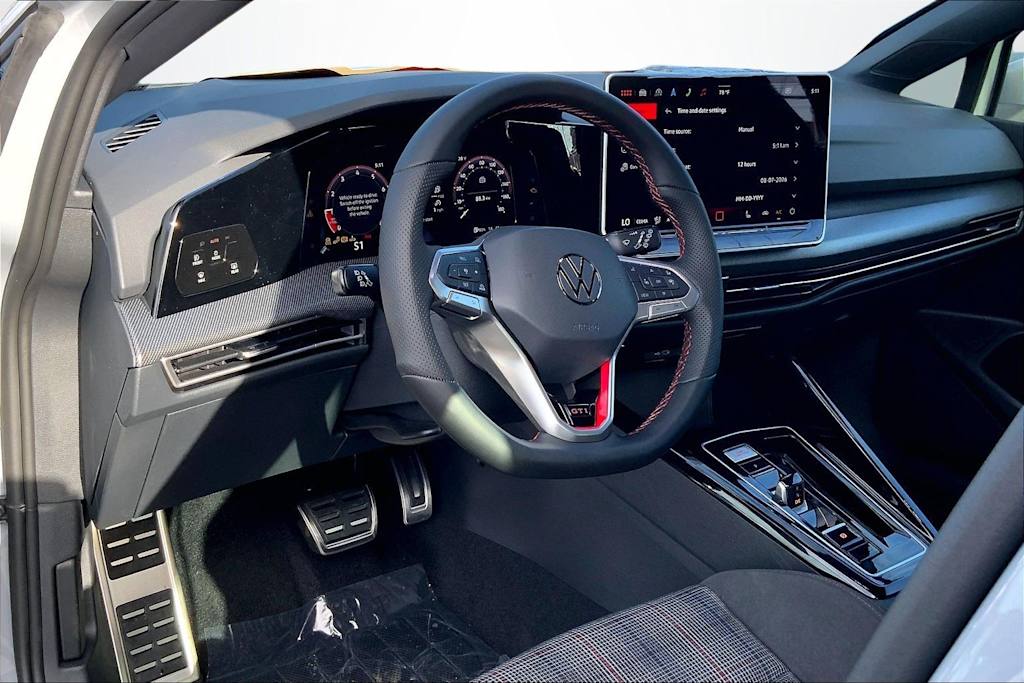 Thumbnail: 2026 Volkswagen Golf - 2
