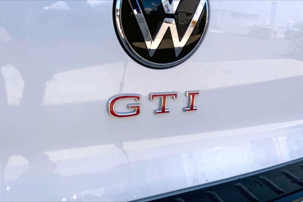 Thumbnail: 2024 Volkswagen Golf - 7