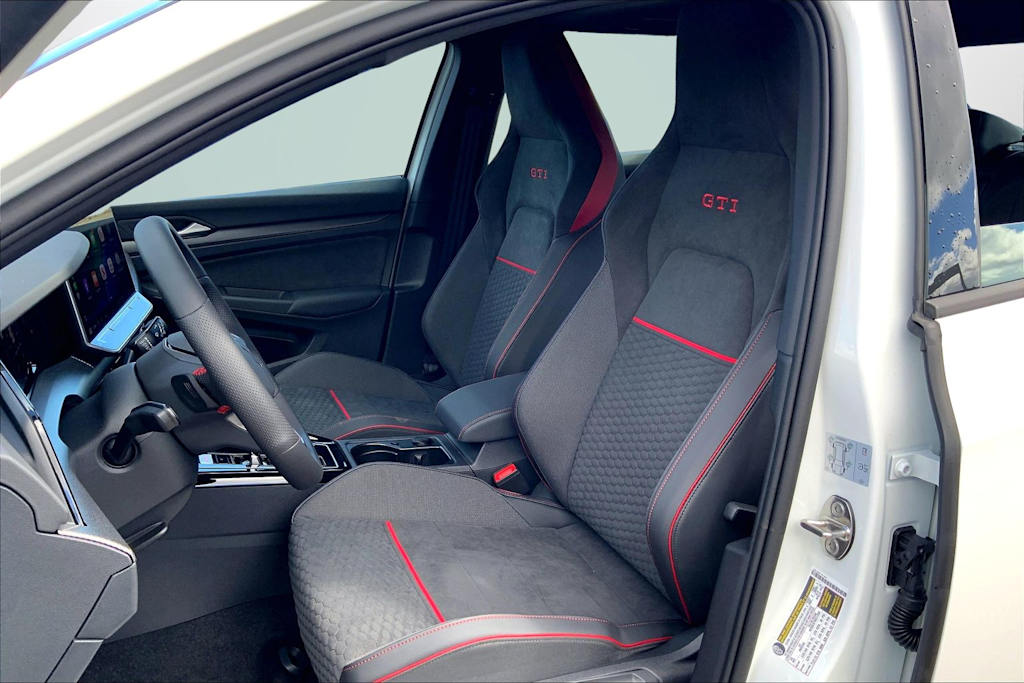 Thumbnail: 2026 Volkswagen Golf - 11