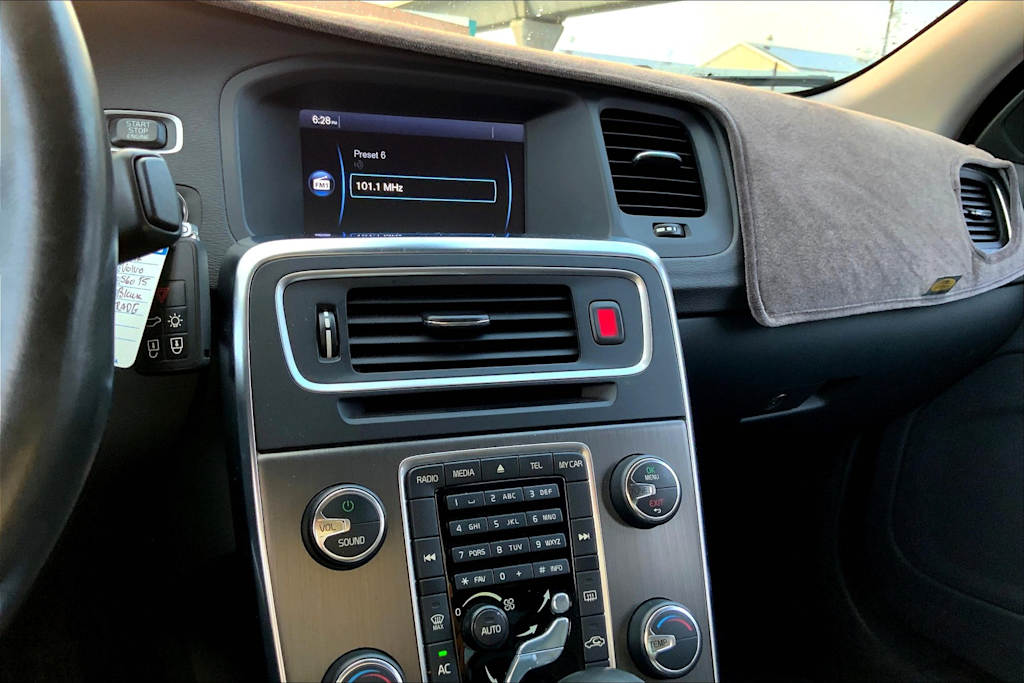 Thumbnail: 2012 Volvo S60 - 25