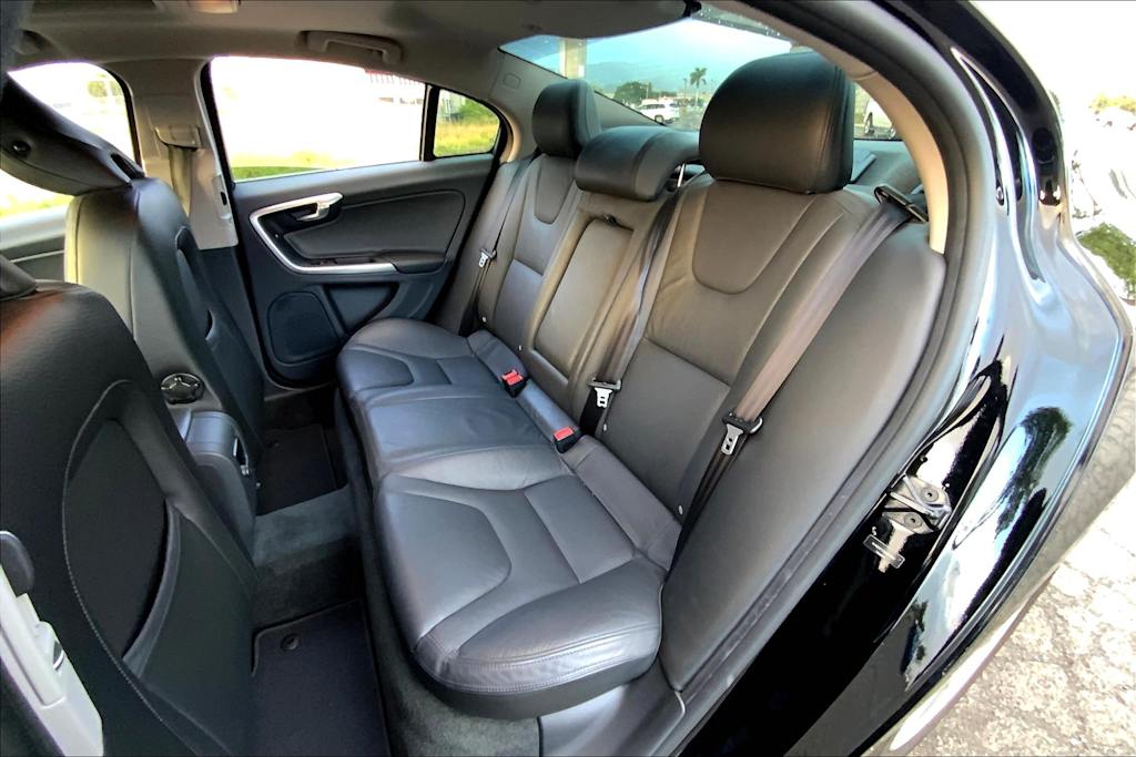 Thumbnail: 2012 Volvo S60 - 12