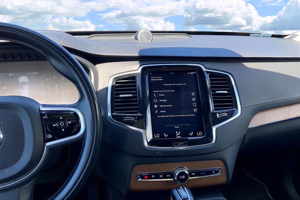 Thumbnail: 2018 Volvo XC90 - 16