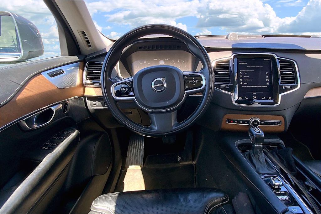 Thumbnail: 2018 Volvo XC90 - 14