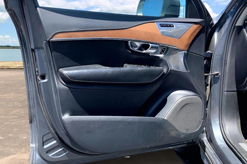 Thumbnail: 2018 Volvo XC90 - 27
