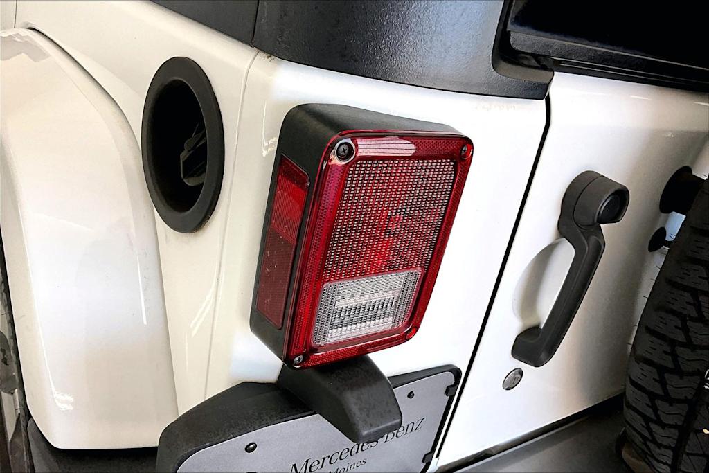 Thumbnail: 2018 Jeep Wrangler - 26